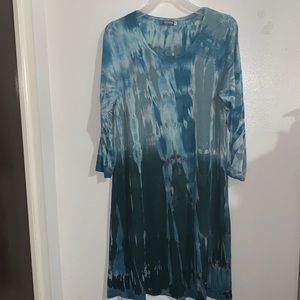 Tye dye dress size Medium 3/4 sleeve
